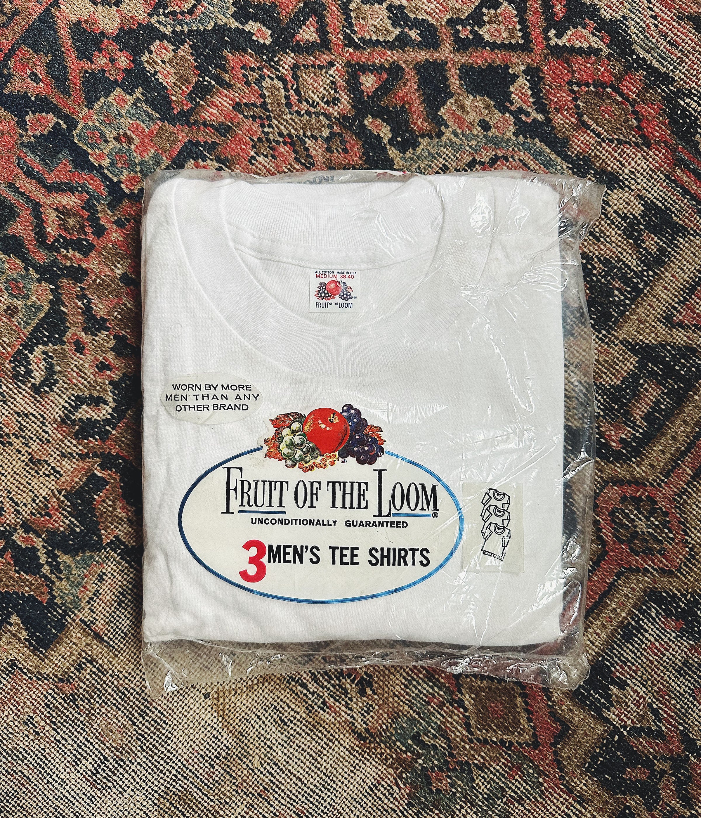 Vintage Fruit Of The Loom White T-Shirt 3-Pack – Medium – Wooden
