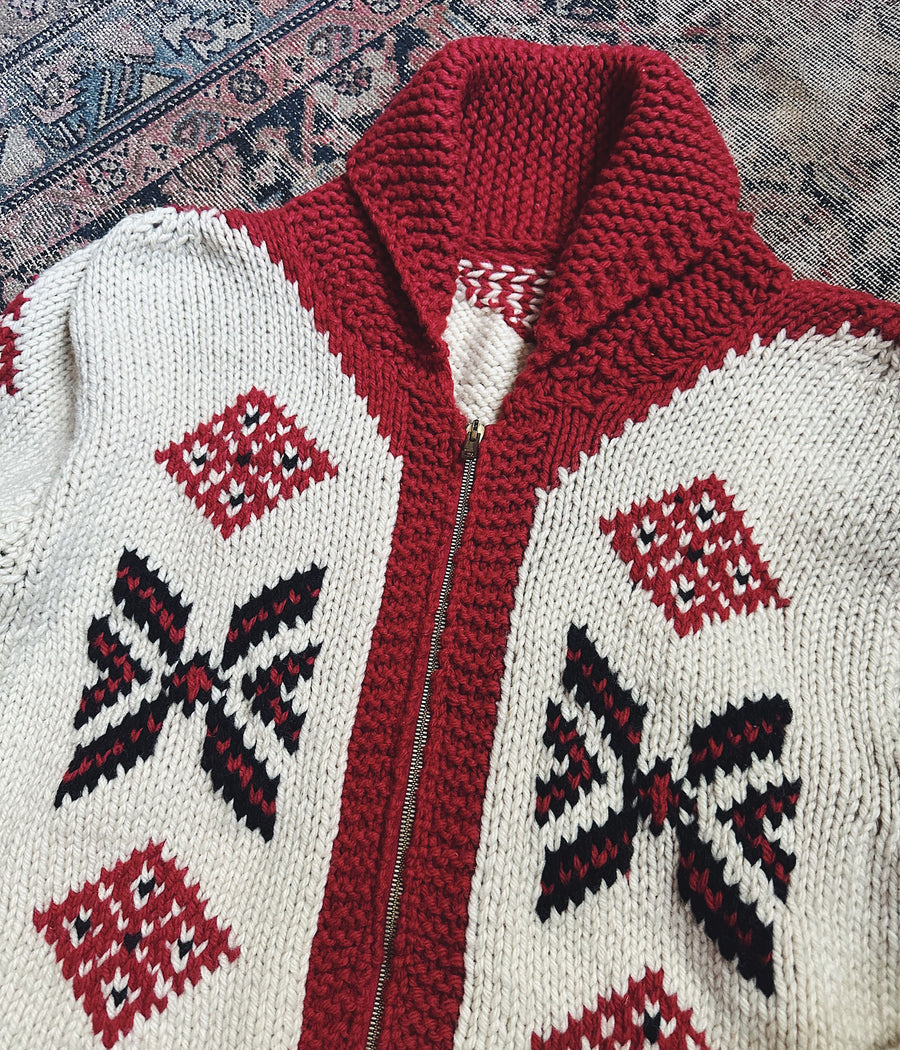 Vintage Cowichan Sweater – Medium