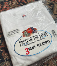 Vintage Fruit Of The Loom White T-Shirt 3-Pack – Medium – Wooden