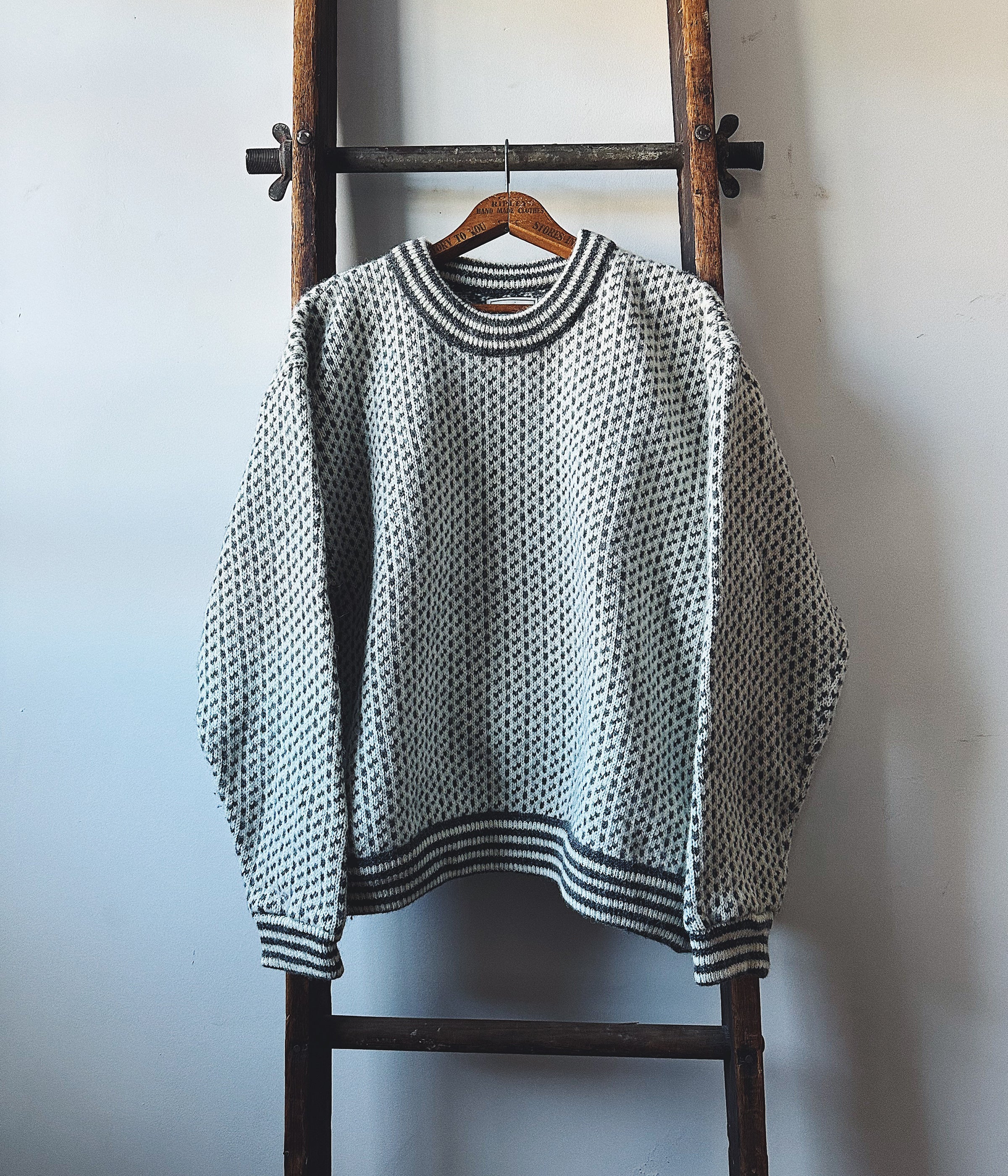 Lieve Van Gorp✨美品 99AW本革アートピースパイソンレッグカバー llbeansweater_02_front_2400x.