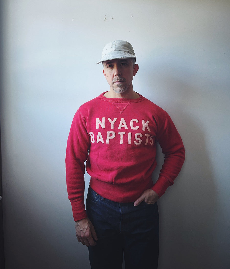 Vintage Nyack Baptists Double V Sweatshirt – Large