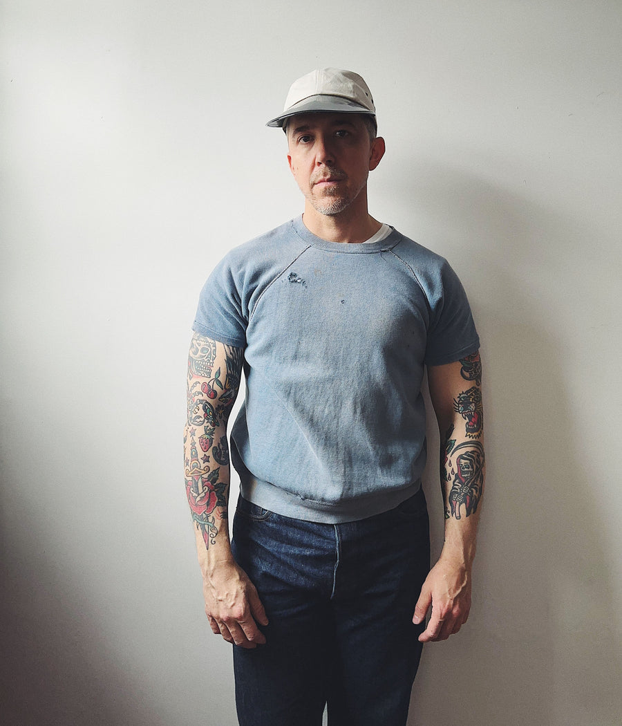 Vintage Short Sleeve Sweatshirt – Medium