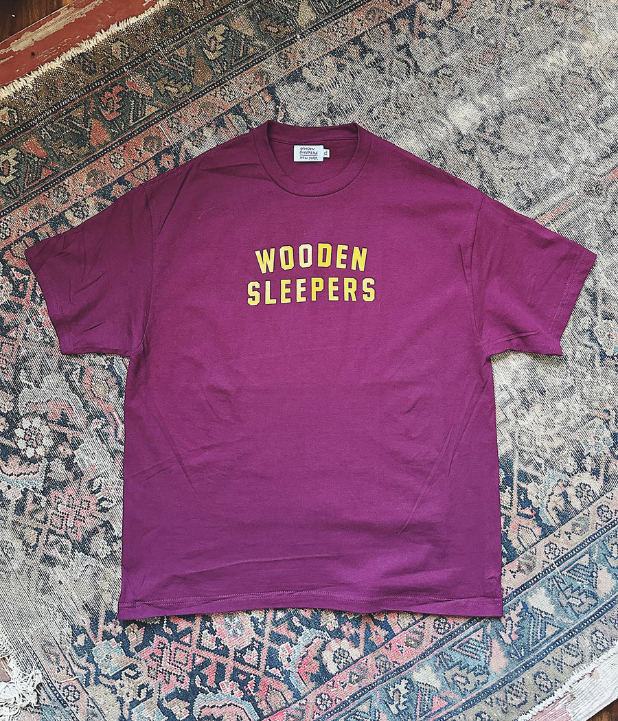 Wooden Sleepers Arc Logo T-shirt – Burgundy